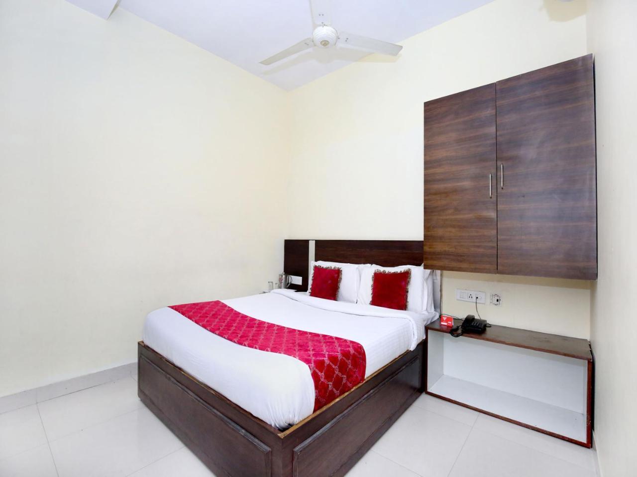 Fabhotel Star Metro Inn Amritsar Exterior foto